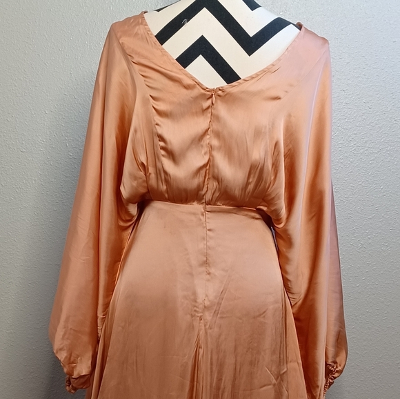 Astr Pink Midi Dress - Picture 7 of 13